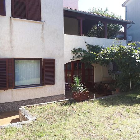 Ferienwohnung Apartman Studio Victoria Pula Exterior foto